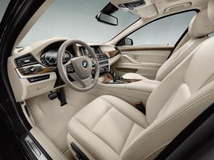 BMW 530d xDrive Touring Modern Line 2013 года  (WW)